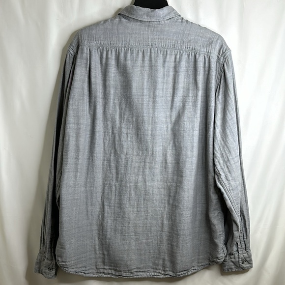 Eddie Bauer Classic Fit TXL Long Sleeve Button Up Shirt - Picture 8 of 9